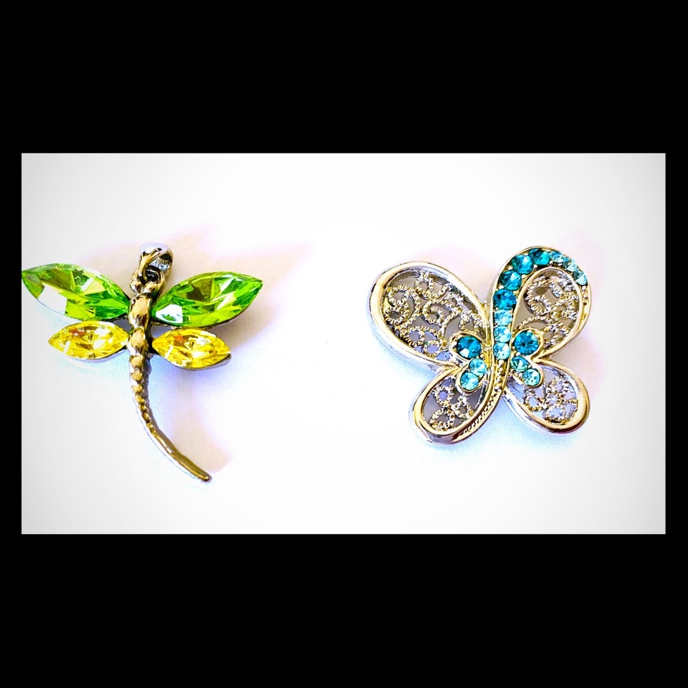 Colorful pair of pendants